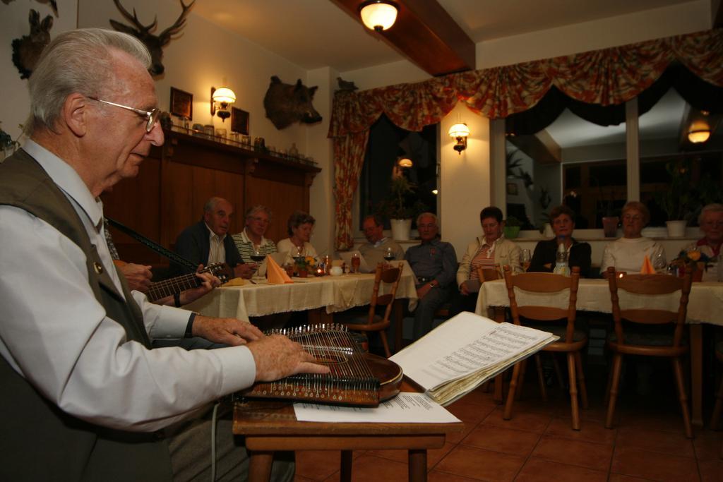 Hotel Haus Oberland 마써베르크 외부 사진